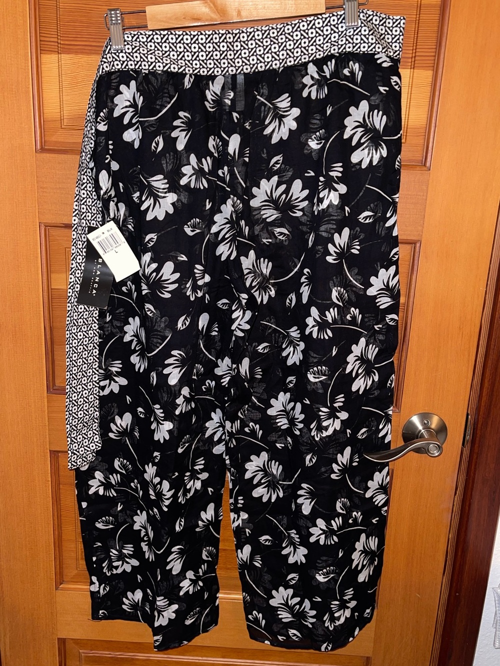 La Blanca Black & White Floral Swim Coverup Pants - NWT - Large